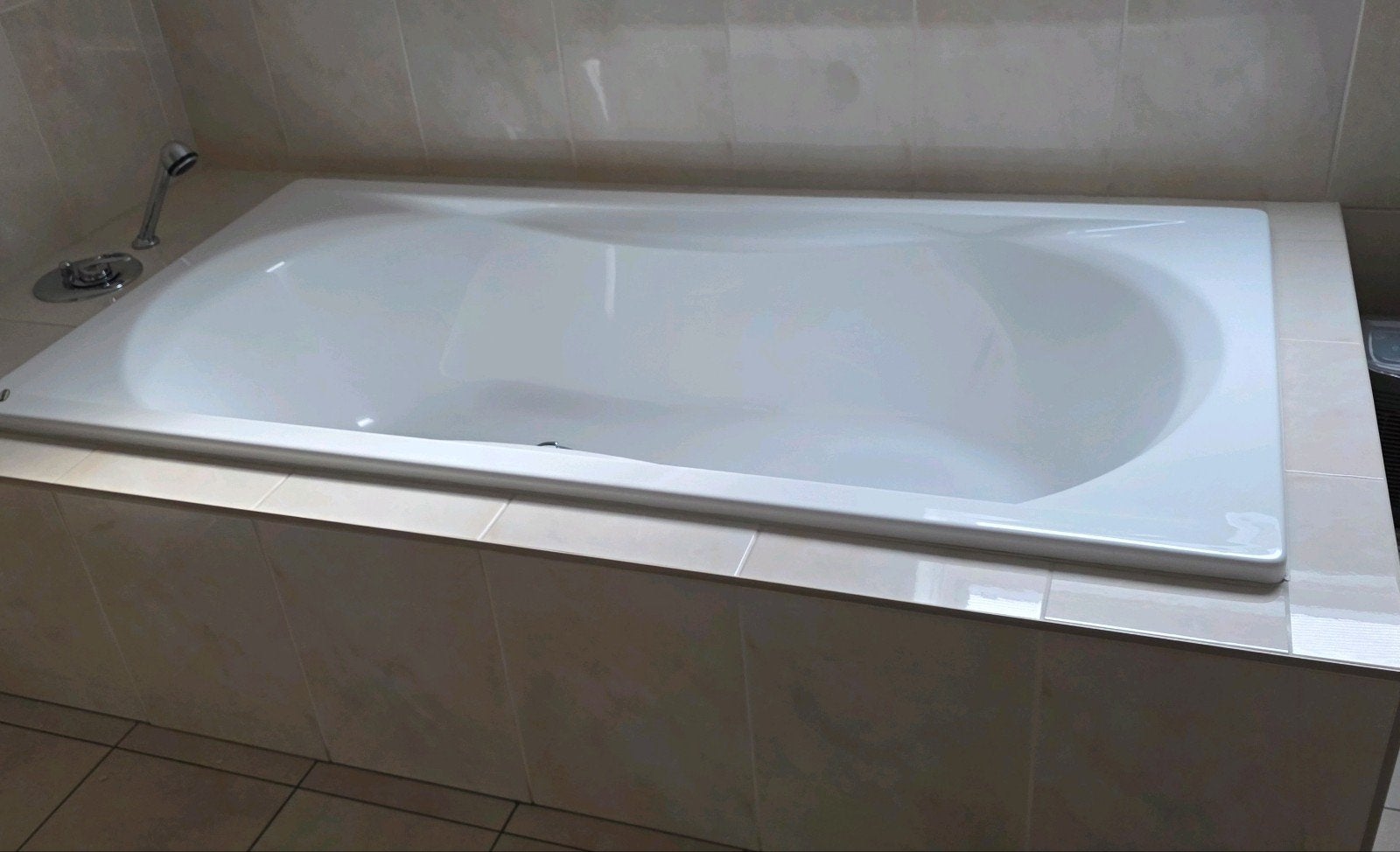 Baignoire Athena 18595, Enlèvement, Comme neuf
