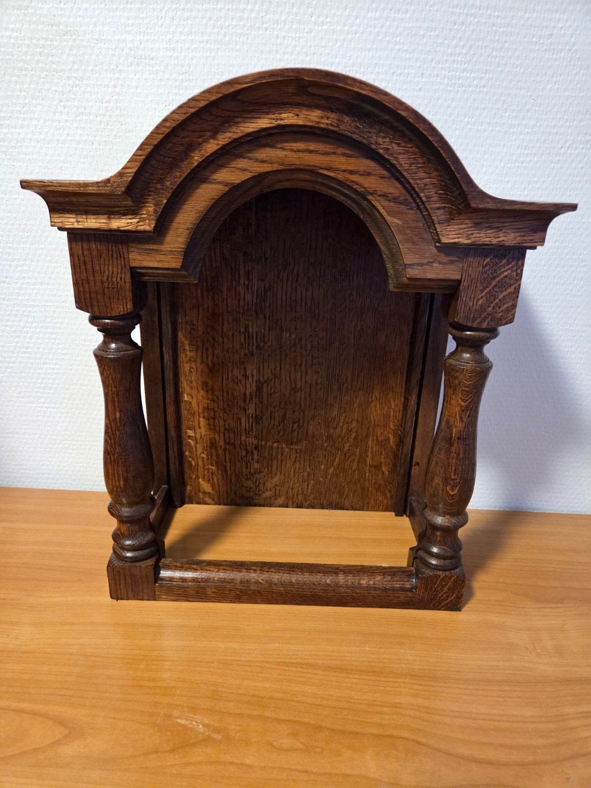 Autel en chêne, console., Antiquités & Art, Enlèvement ou Envoi