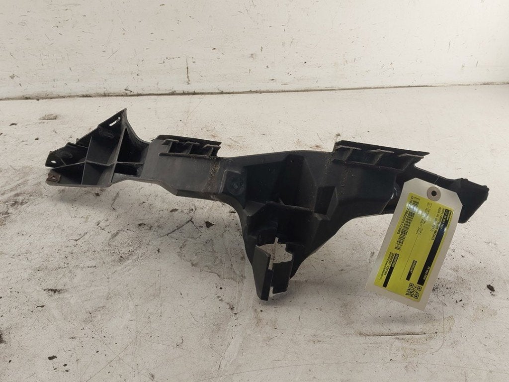 SUPPORT PHARE DROIT Audi A1 (8X1 / 8XK) (|8X0805608|), Autos : Pièces & Accessoires, Auto-Union-Straße  1,
85057  Ingolstadt, DE