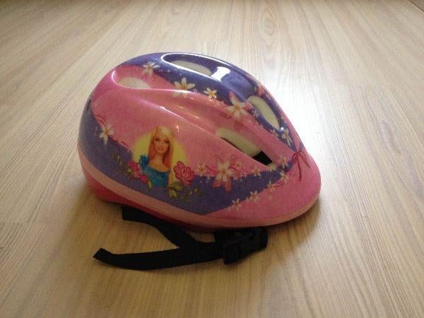 Fietshelm Barbie, Fietsen en Brommers, Ophalen of Verzenden, Gebruikt, S, Jongen of Meisje