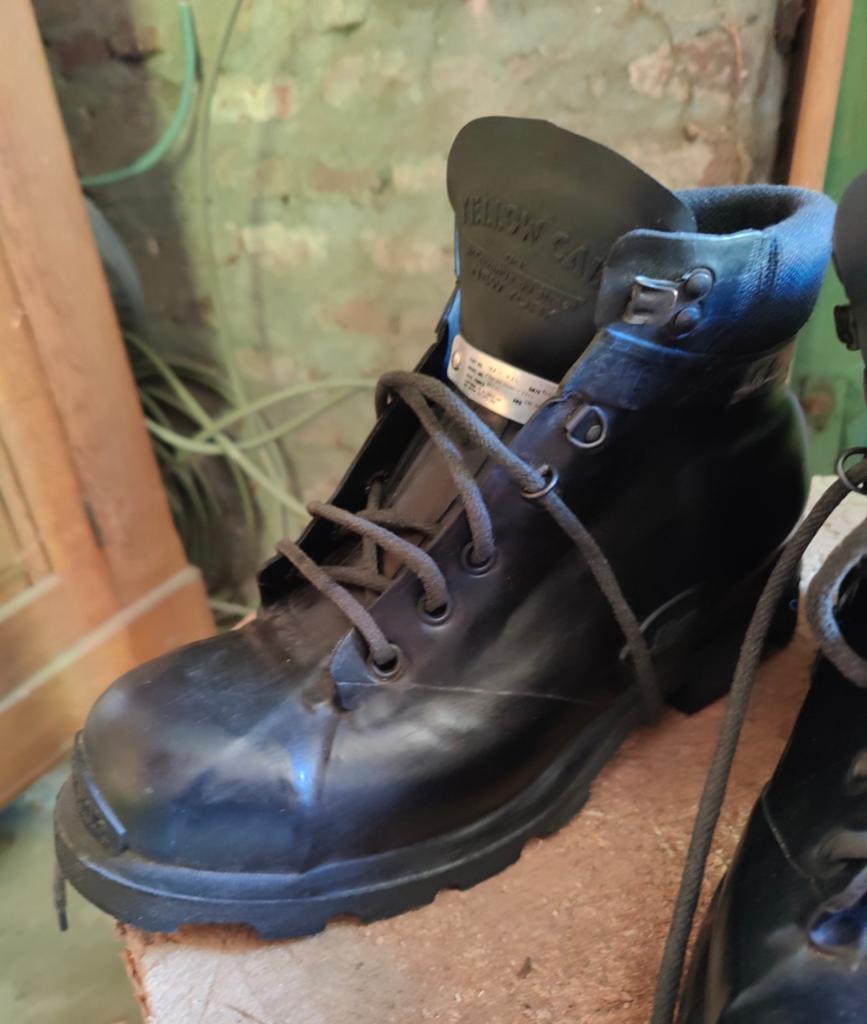 Yellow cab Siberian shower Y511, Yellow cab, Zwart, Boots, Ophalen of Verzenden