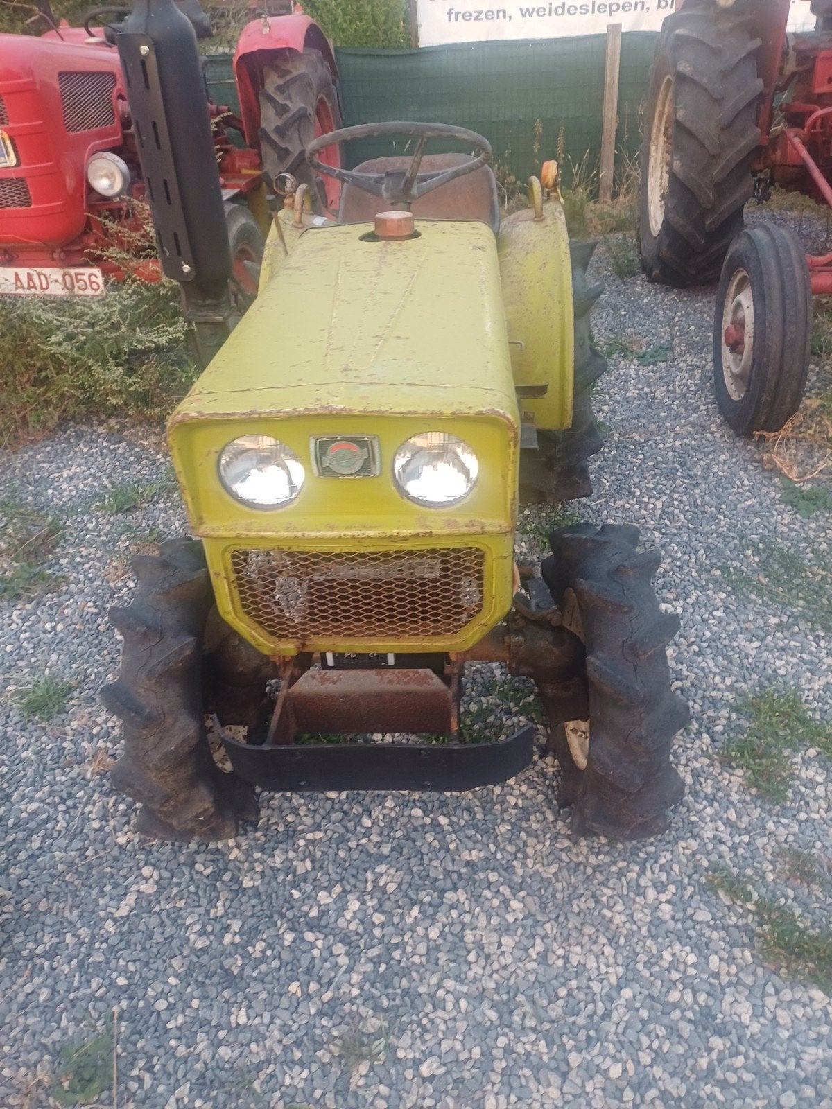 Le Yanmar 1300ym 4x4 a été révisé, nouvel ensemble de levage, Articles professionnels, Enlèvement ou Envoi