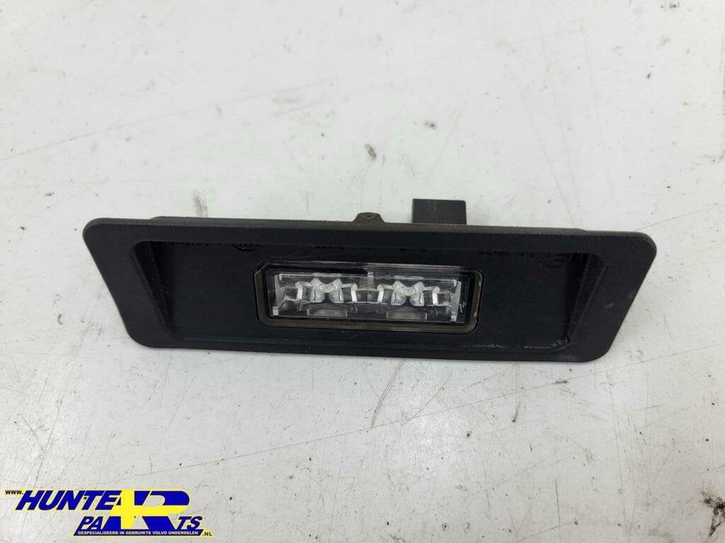 Kentekenverlichting L/R Volvo V40 II ('12-'19) 31352526, Gebruikt, Ophalen of Verzenden, Volvo, Volvo