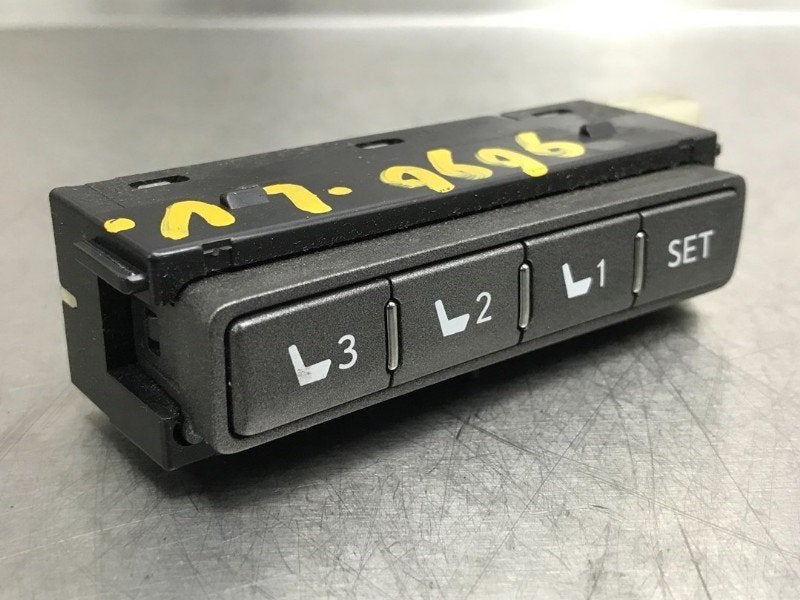 COMMANDE DE REGLAGE DE SIEGE Lexus LS (F4) (|8492750080|), Utilisé, Lexus