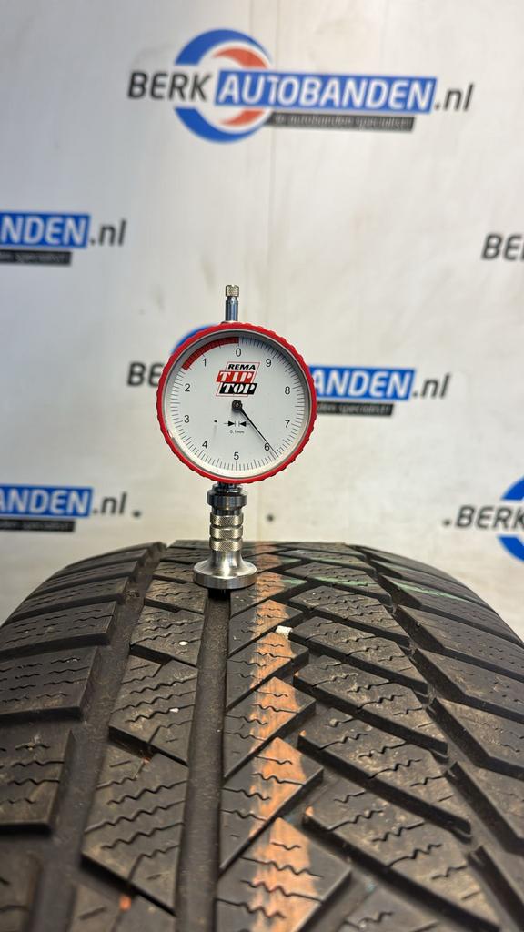 2x Continental WinterContact TS850 235/55 R19 105H XL 235/55, Auto-onderdelen, Banden en Velgen, Band(en), Winterbanden, 19 inch