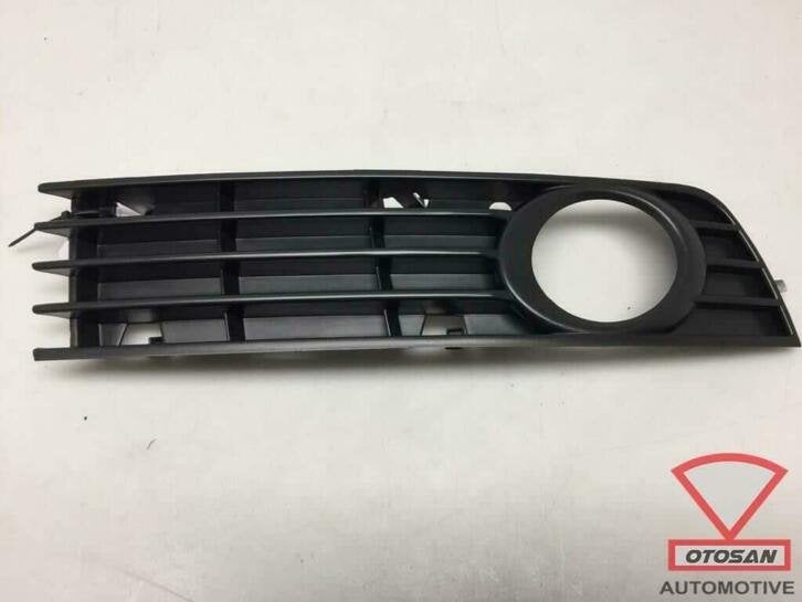audi a4 2004 grille de pare chocs avant droite nouveau ! 032, Neuf, Pare-chocs, AUDI AG, Auto-Union-Strasse 1
85045  Ingolstadt, DE