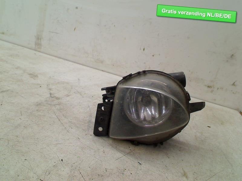 MISTLAMP LINKS VOOR BMW 3 serie (E90) (6948373), Gebruikt, BMW, Petuelring 130
80809  München, DE, Bayerische Motoren Werke AG