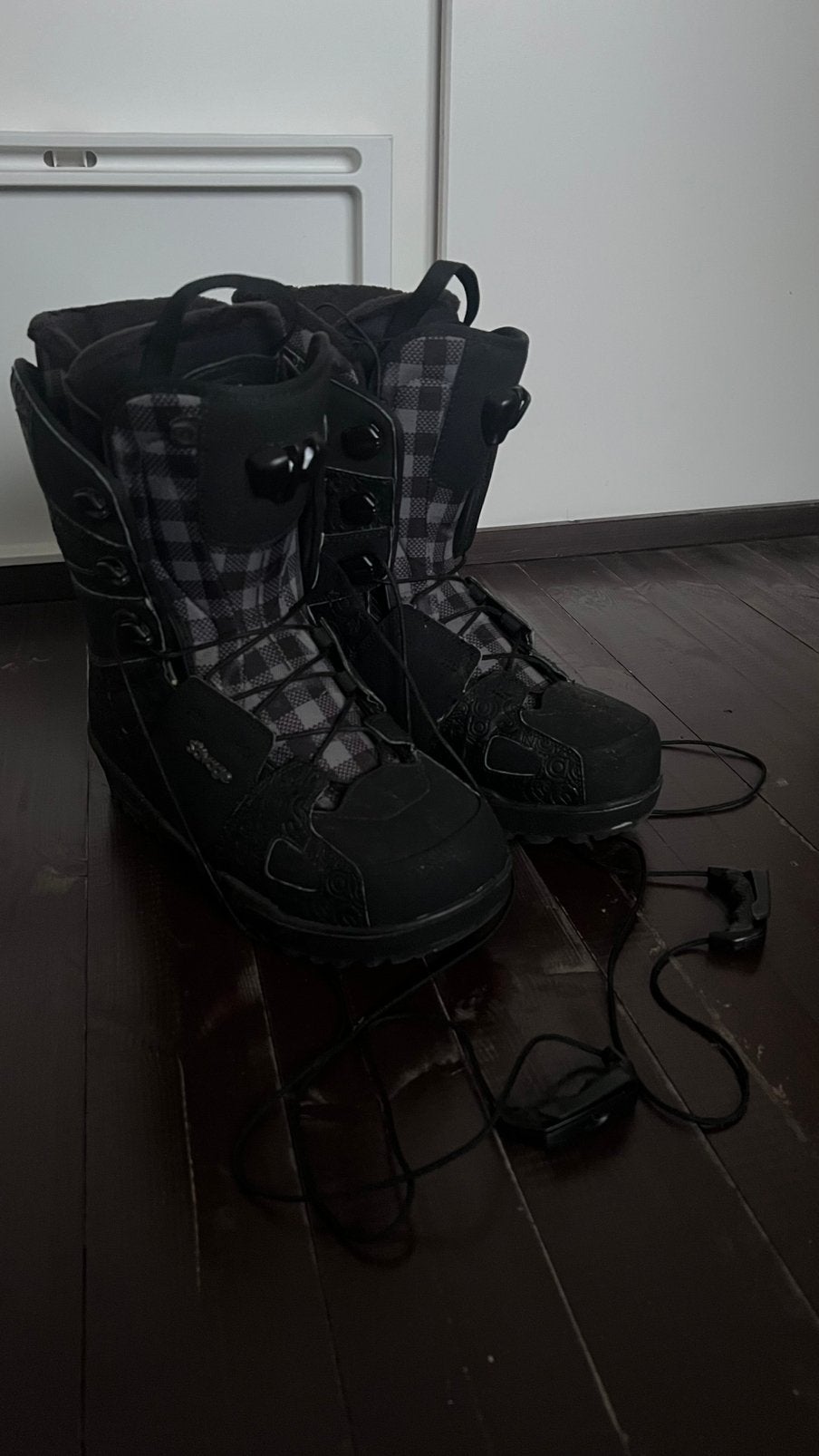 Snowboard schoenen- Salomom Savage 45 2/3, Sport en Fitness, Snowboarden, Ophalen, Zo goed als nieuw, Schoenen