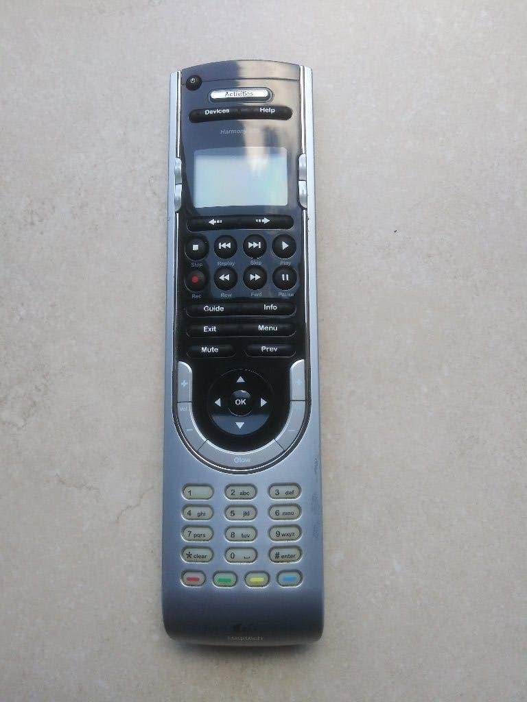 Logitech Harmony 525, programmeerbare afstandsbediening, Audio, Tv en Foto, Afstandsbedieningen, Game console, Gebruikt, Universeel