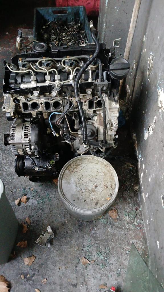 Moteur bmw f46, Enlèvement ou Envoi, BMW