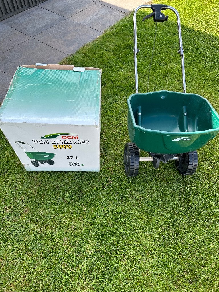 DCM spreader 5000, Enlèvement, Utilisé, Dcm
