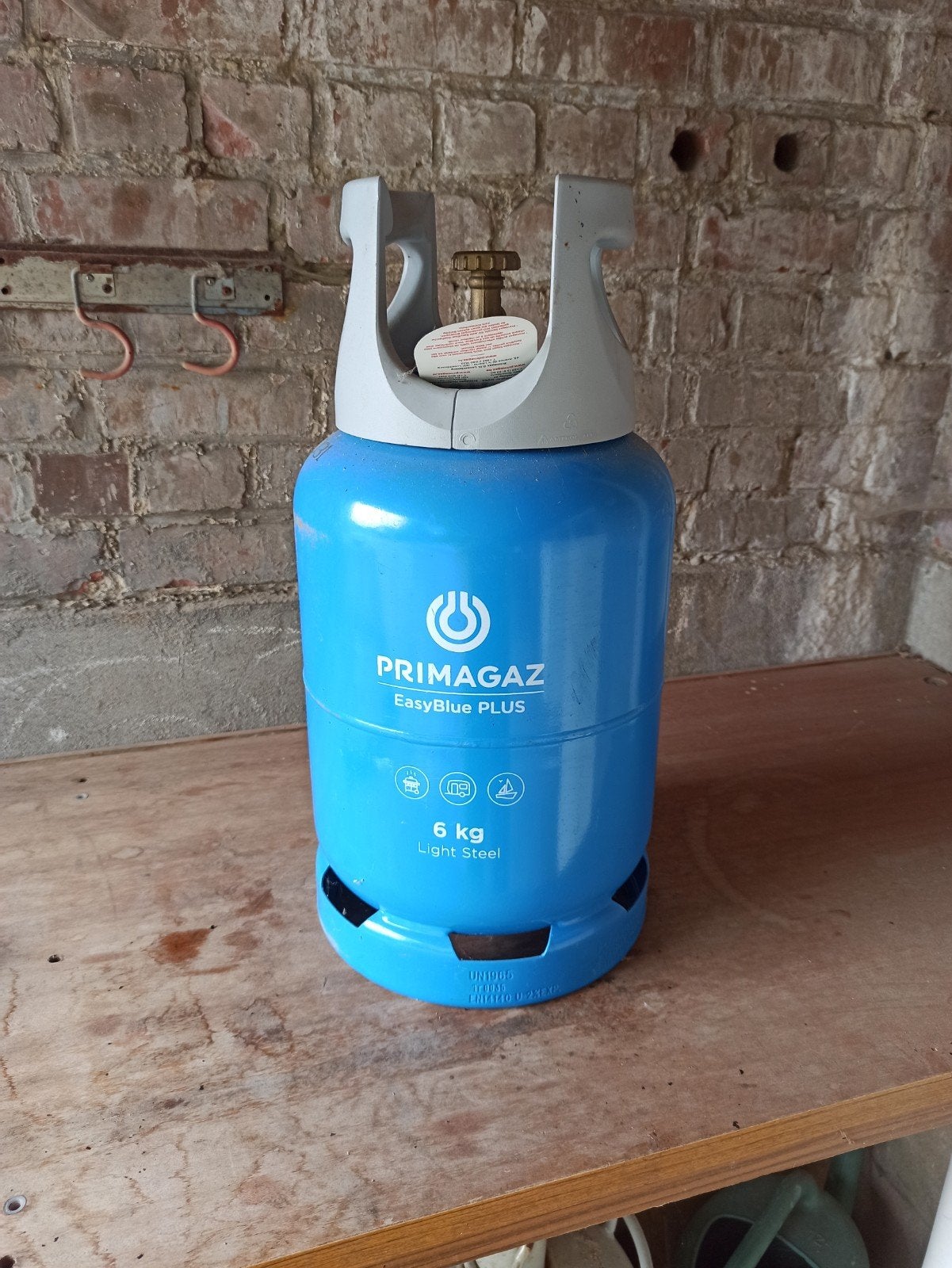 Lege fles campinggas, Ophalen