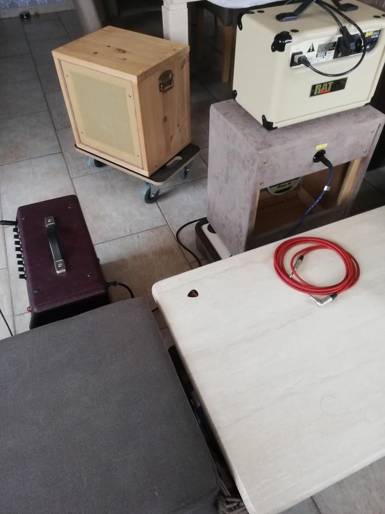 Cabinet 12 inch speaker., Ophalen