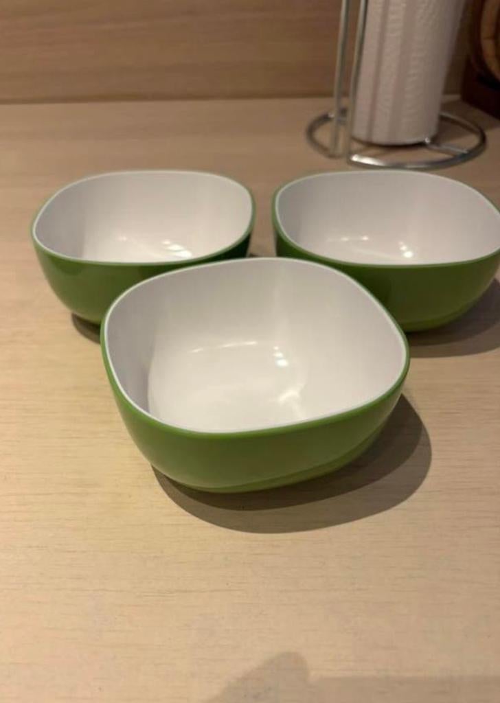 3 plastic potjes, Ophalen of Verzenden