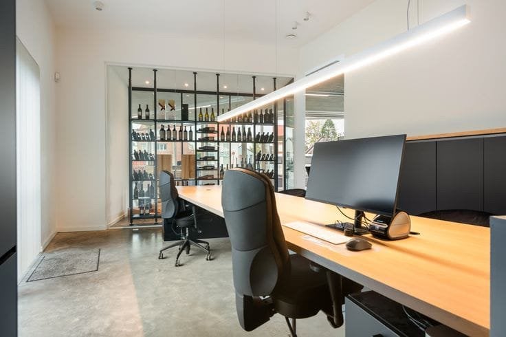 Bureau maatwerk eik, Ophalen, Hout, Bruin, Zo goed als nieuw