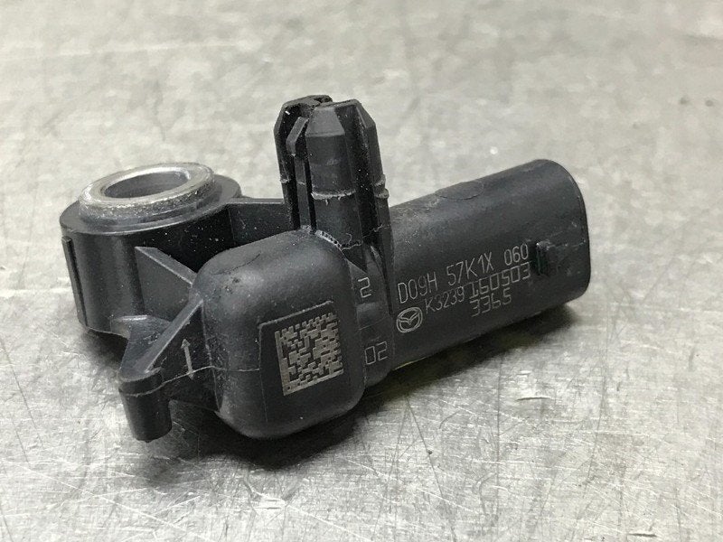 CAPTEUR AIRBAG Mazda MX-5 (ND) (01-2015/-) (|D09H57K1X060|), Utilisé, Mazda