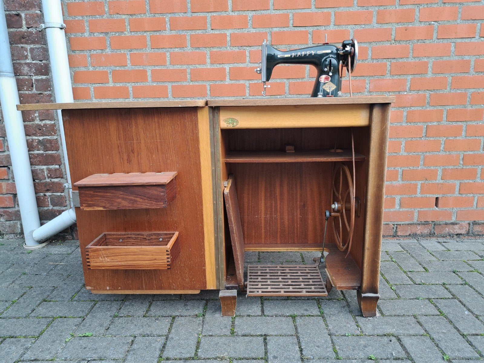 Naaimachine, Enlèvement