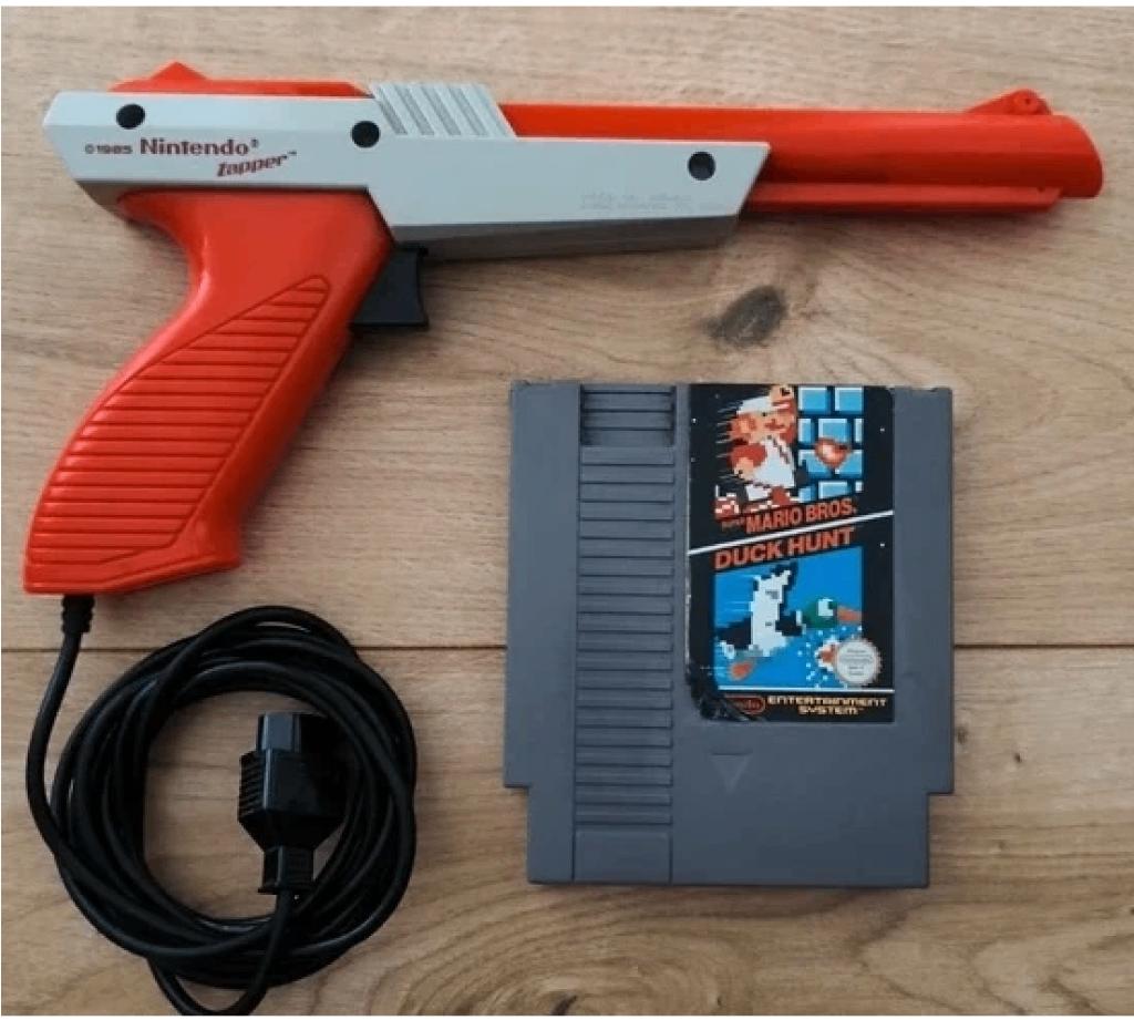 Zapper Nintendo NES avec le jeu Duck Hunt et Mario, Games en Spelcomputers, Ophalen of Verzenden, Zo goed als nieuw, NES, Pistool