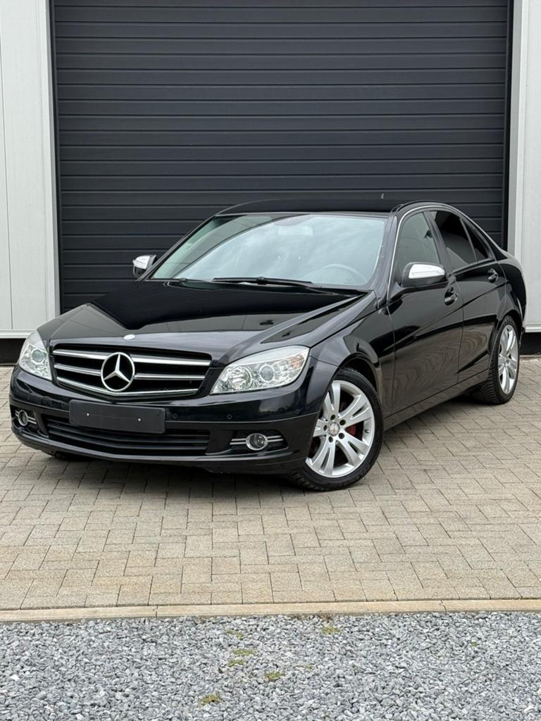 Mercedes C180 Kompressor Essence CarPlay, Autos, Achat, Entreprise, Boîte manuelle, 5 portes