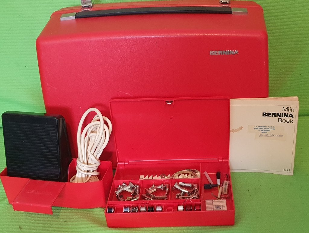 Bernina 830, Hobby & Loisirs créatifs, Enlèvement, Utilisé, Machine à coudre, Bernina