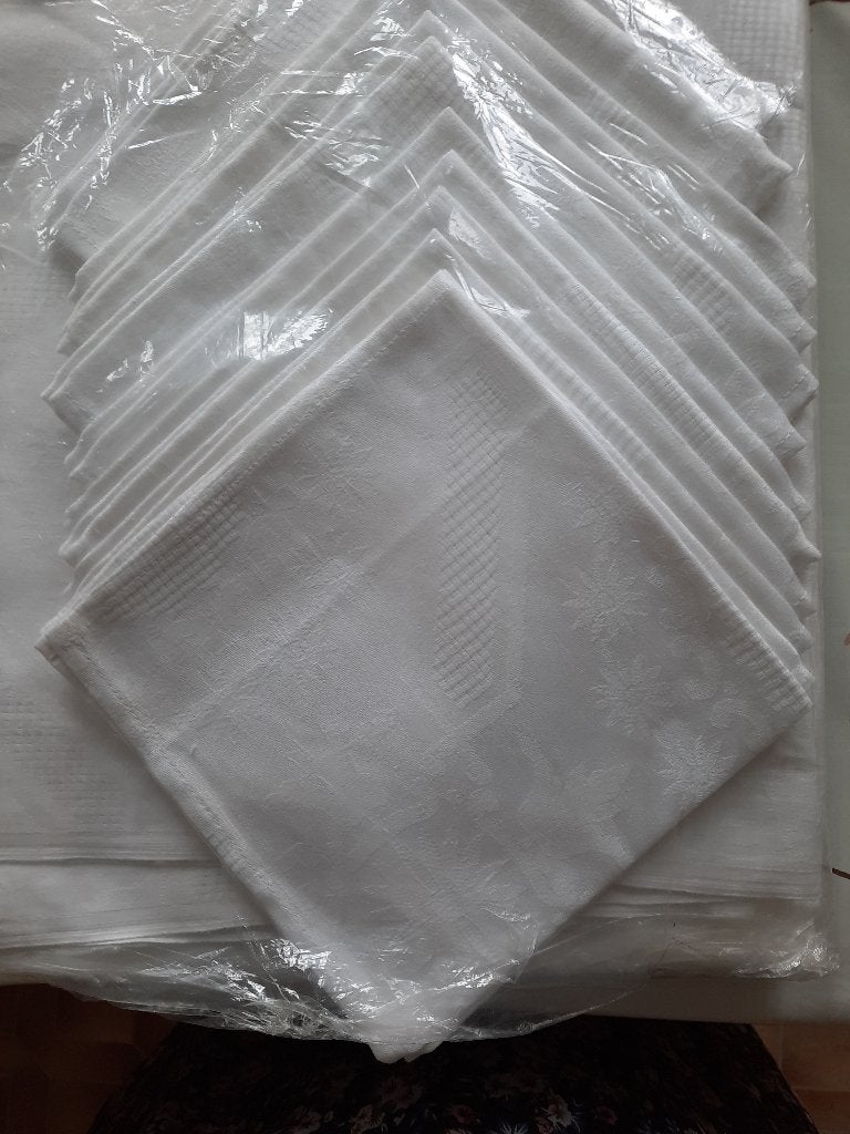 Nappe damassée avec serviettes, Enlèvement, Neuf, Rectangle
