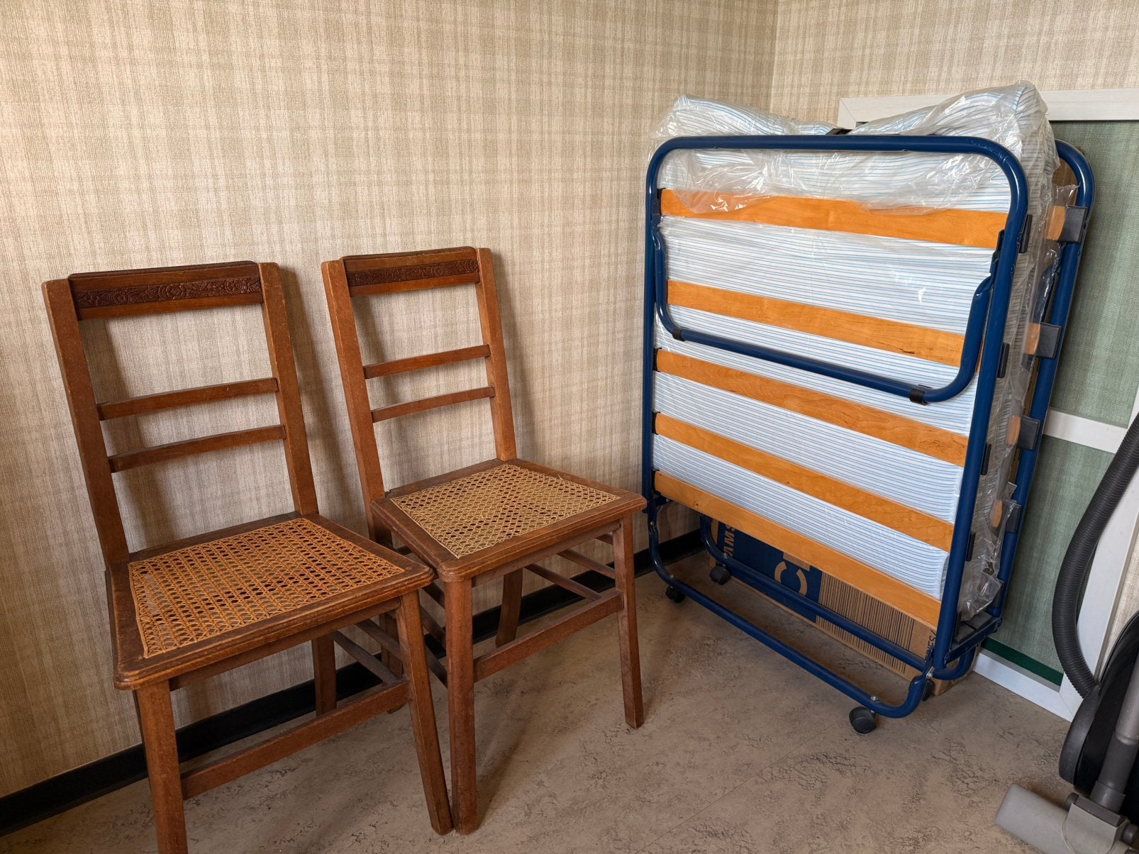 GRATIS antieke meubels lot samen, Ophalen