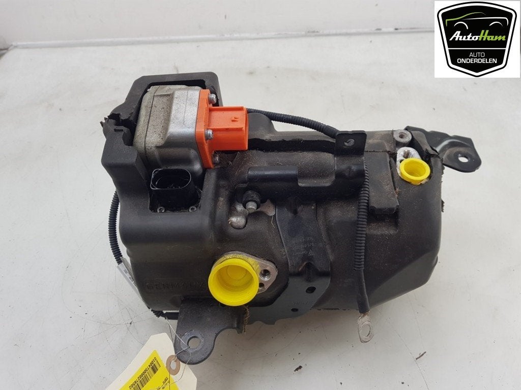 AIRCO POMP Taycan (Y1A) (|PAD816797A|9J1816797A|PAD816797|), Auto-onderdelen, Airco en Verwarming, Porsche, Gebruikt