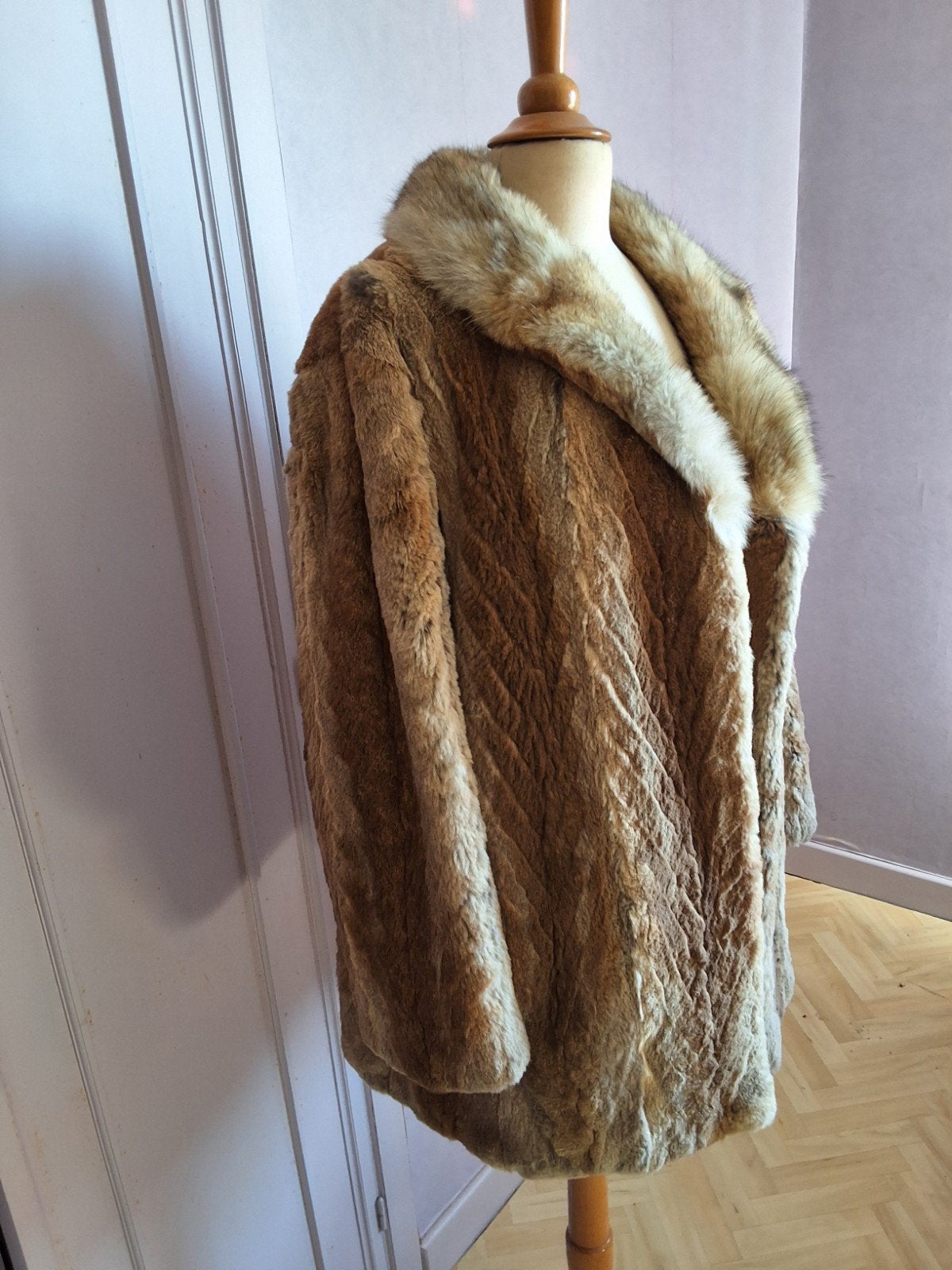 nertsmantel Germain Martens, Kleding | Dames, Jassen | Winter, Ophalen, Beige, Maat 42/44 (L), Zo goed als nieuw
