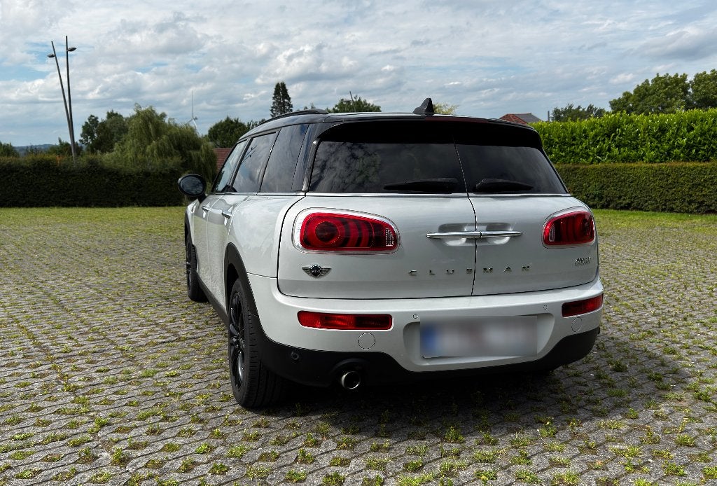 MINI Clubman Cooper 1.5i Benzine, Leder en Stof, Wit, Handgeschakeld, Particulier
