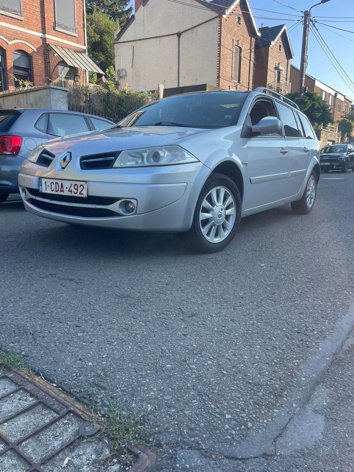 Renaut megane 1500dci 07/2008 clim jantes panoramique ctok, Auto's, Renault, 5 deurs, Particulier, Zilver of Grijs, Te koop