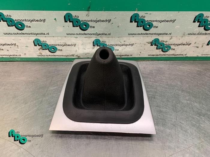 Enveloppe levier de vitesse d'un Dodge Caliber, -, 3 mois de garantie, Utilisé, Dodge