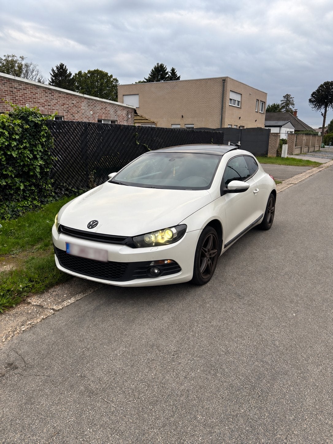 Volkswagen scirocco, Autos, Achat, Boîte manuelle, Alcantara, Particulier