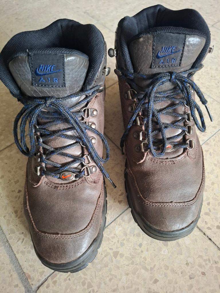 Nike ACG Air Max, Sport en Fitness, Bergsport en Wandelen, Ophalen
