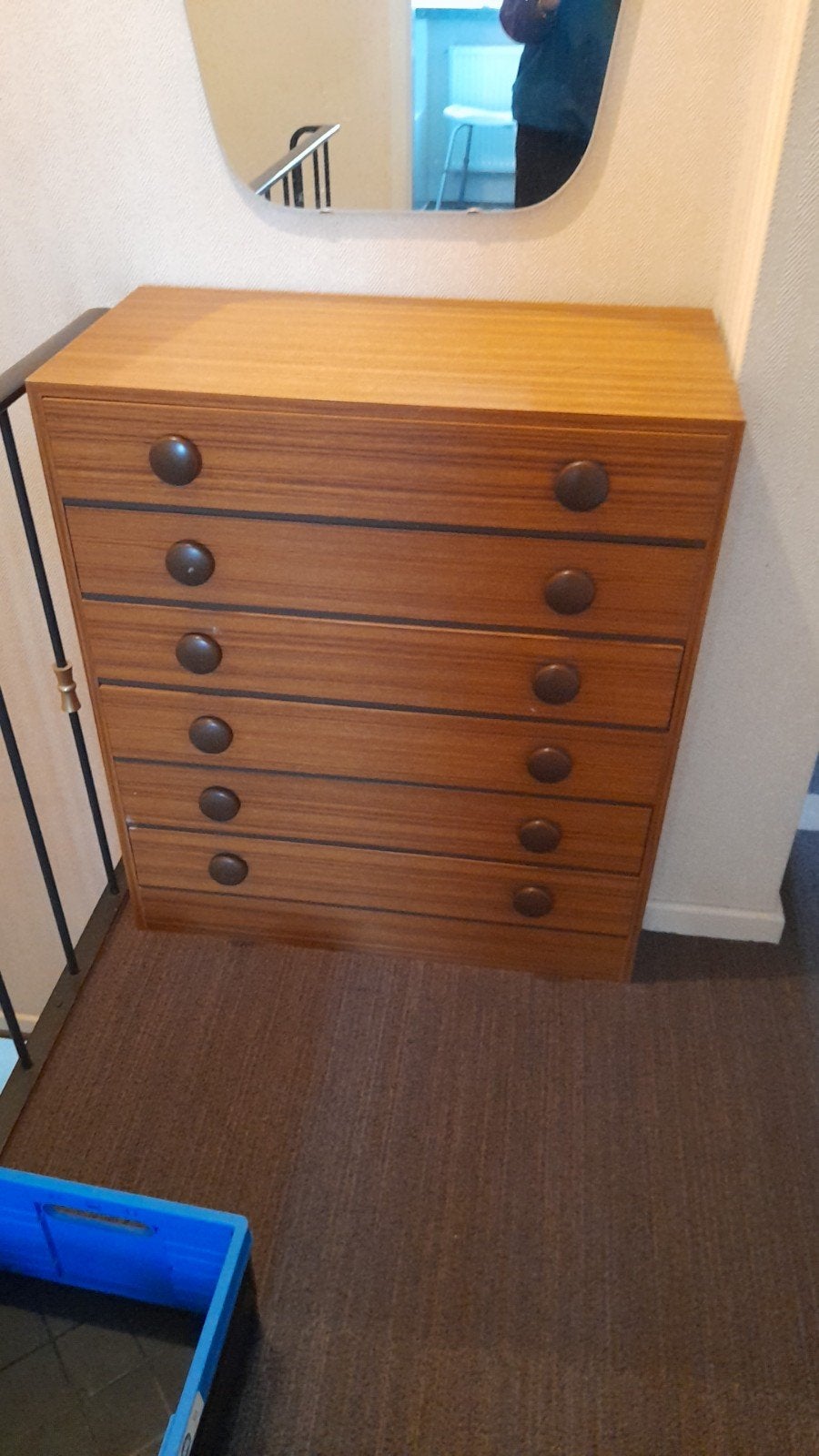Handige kast met laden. Moet dringend weg wegens verkoop v h, Huis en Inrichting, Ophalen, Gebruikt, Vintage, Met lade(s)