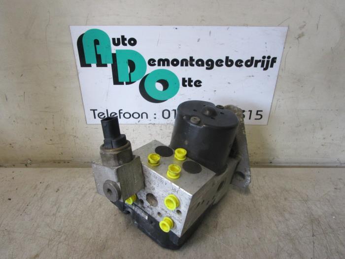 ABS Computer van een Mercedes A-Klasse (A-Klasse 97-), Gebruikt, -, Ophalen of Verzenden, -