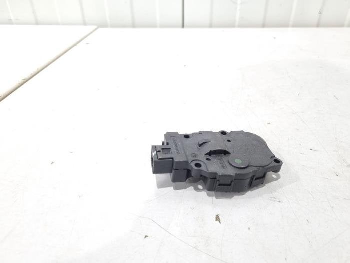 Clapet chauffage moteur d'un BMW X1, Autos : Pièces & Accessoires, Moteurs & Accessoires, -, 3 mois de garantie, Utilisé, -