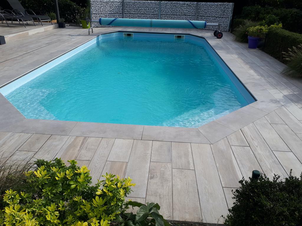 piscine coque de 8,5m x 4,10m utilisée, Jardin & Terrasse, Piscines, Utilisé, Piscine intégrée, 120 cm ou plus, 400 cm ou plus