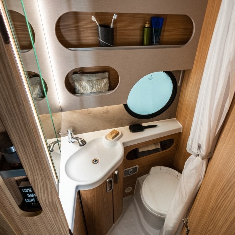 T@b 400 Metropolis 2024 - Prince Caravaning, Entreprise, 5 à 6 mètres, Roue de secours, Lit transversal