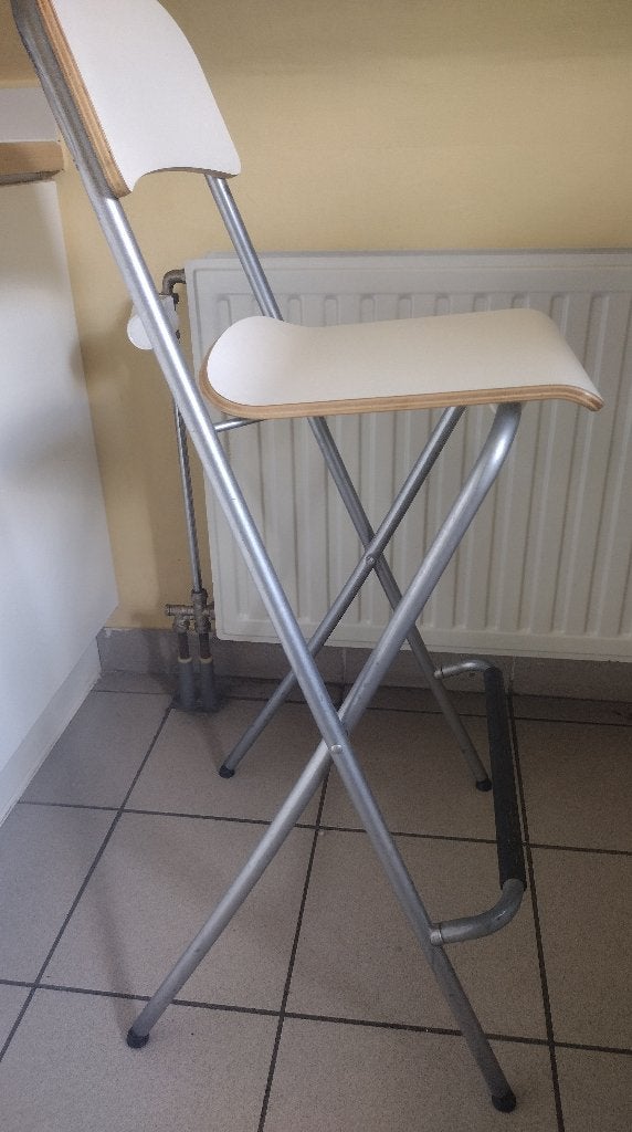 Chaise bar, Enlèvement, Comme neuf, Bois, Avec repose-pieds