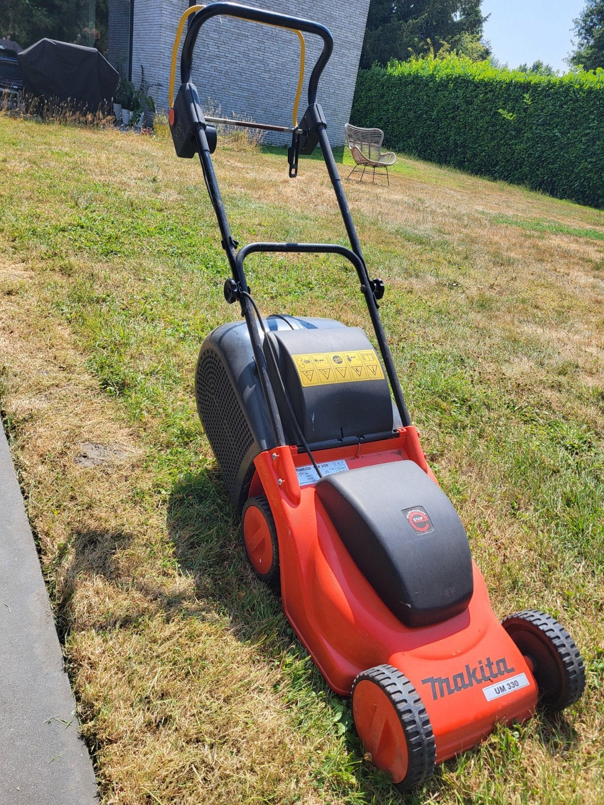 Elektrische grasmaaier Makita, Tuin en Terras, Ophalen, Cirkelmaaier, Gebruikt, Elektrische grasmaaier