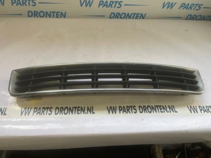 Bumper Rooster van een Audi A8, Gebruikt, -, -, Bumper