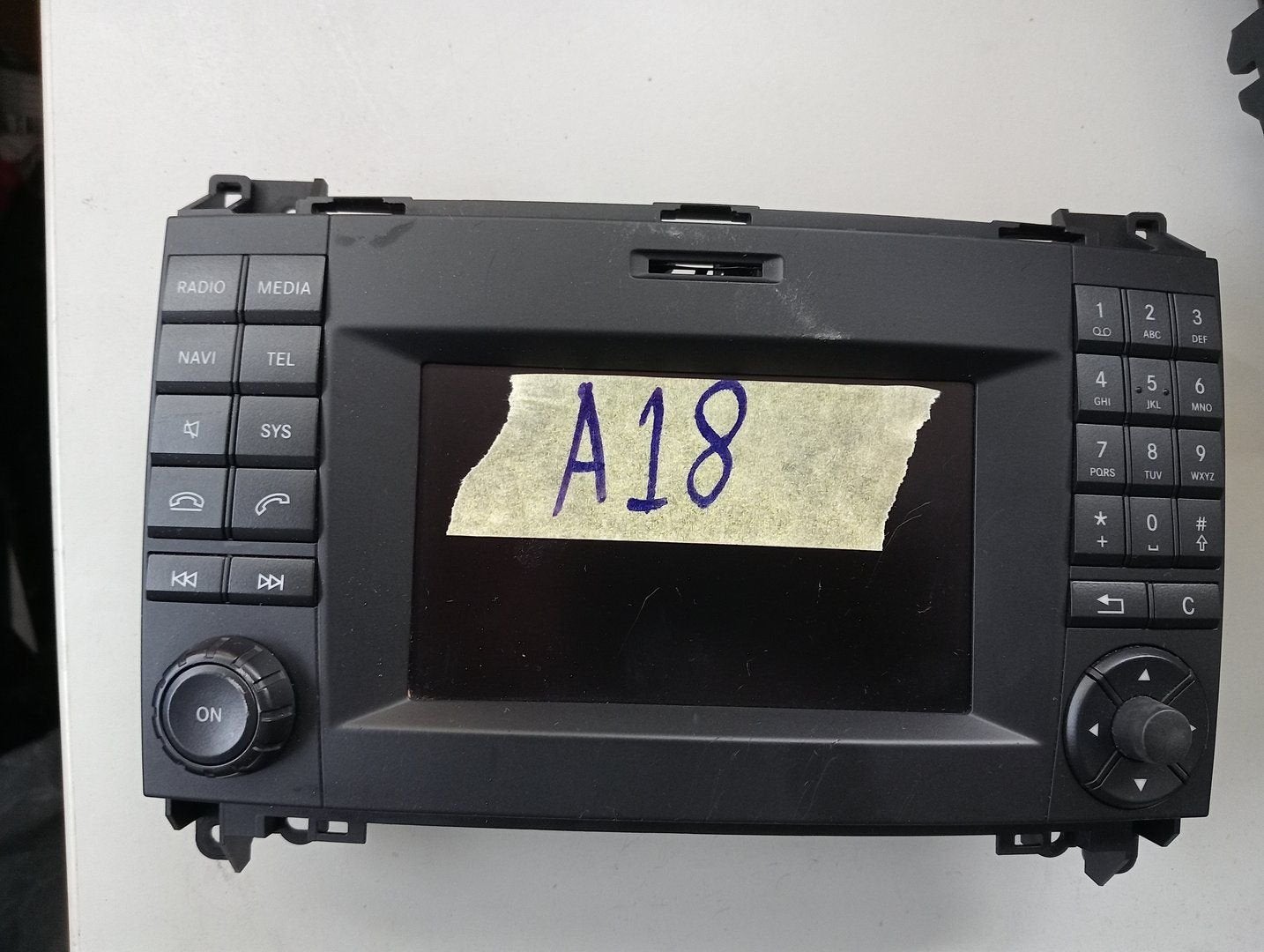 A9069005203 W906 Radio Navigatie Sprinter Audio 15 NTG2.5, -, Utilisé, -, -