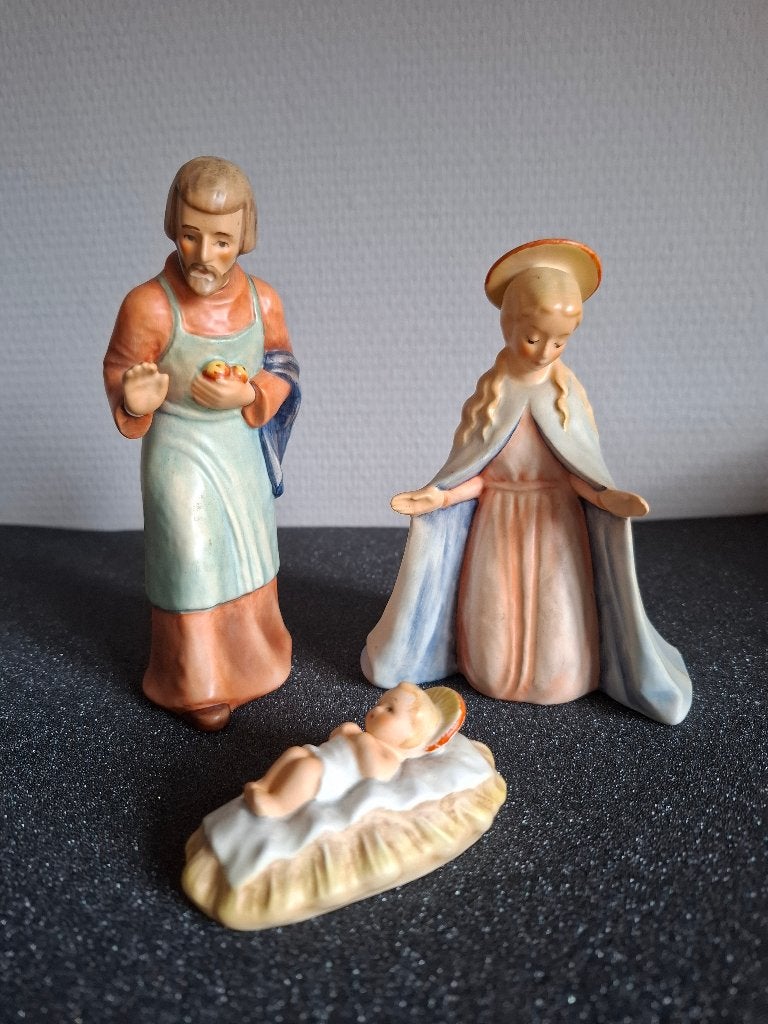 Exclusief trio van M.I.Hummel. Josef, Maria en kindje Jezus., Ophalen of Verzenden, Gebruikt, Hummel