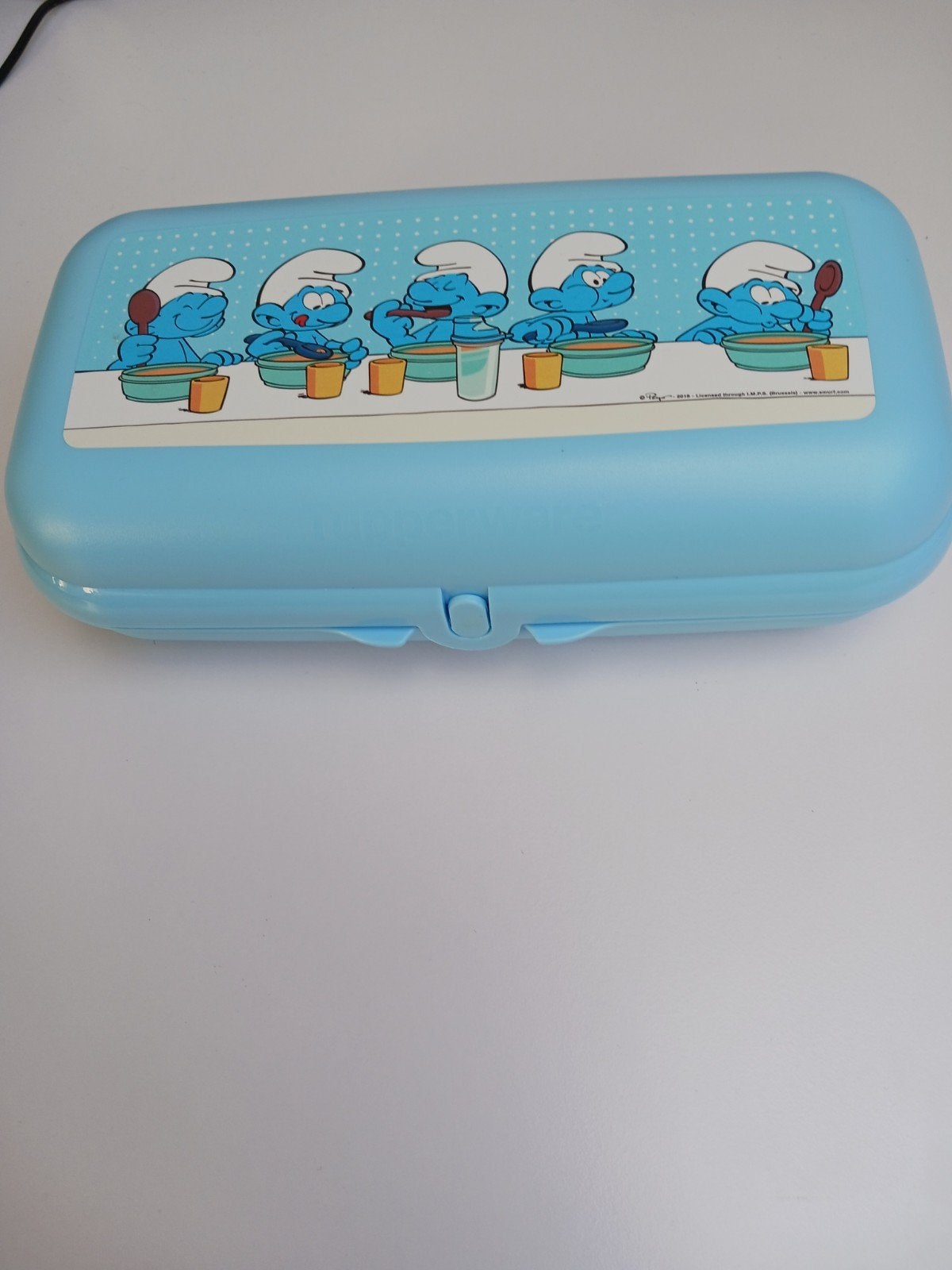 Blauwe doos van Tupperware ( smurfen) te koop., Huis en Inrichting, Keuken | Tupperware, Ophalen, Zo goed als nieuw, Blauw, Overige typen