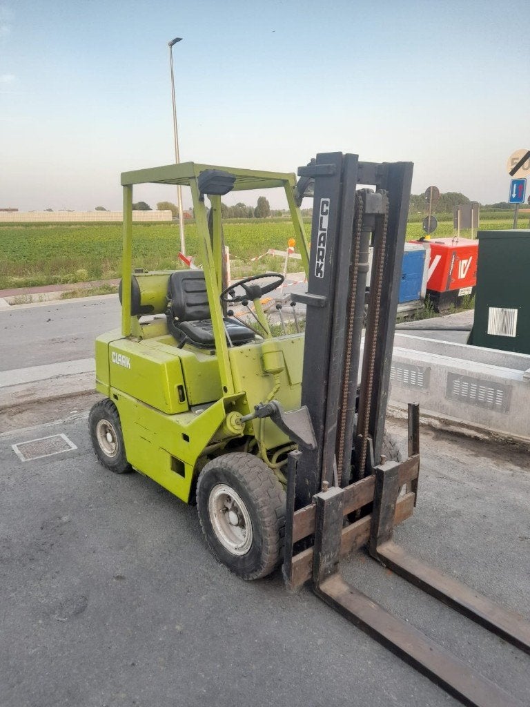Heftruck Clark, Zakelijke goederen, Machines en Bouw | Heftrucks en Intern transport, Ophalen, Diesel, Heftruck