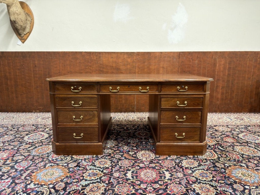Klassiek Engels Bureau met Bureaustoel, Ophalen of Verzenden