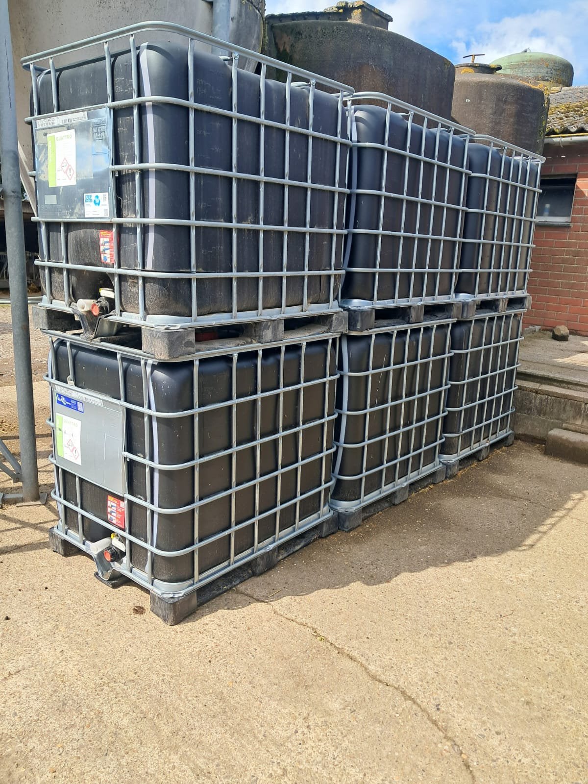 Ibc containers 1000l, Ophalen, Zo goed als nieuw