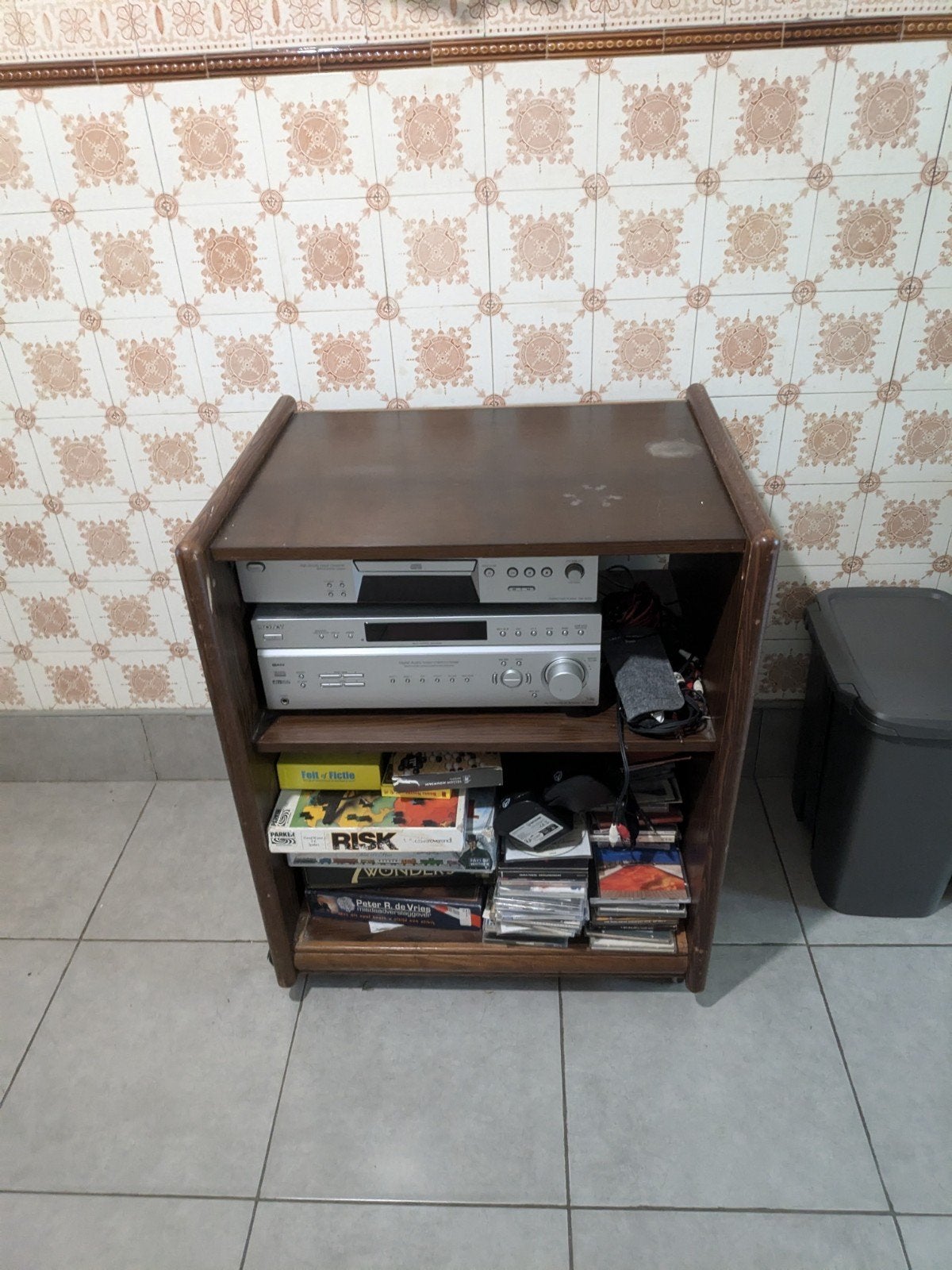 Armoire à roulettes vintage des années 60, Enlèvement