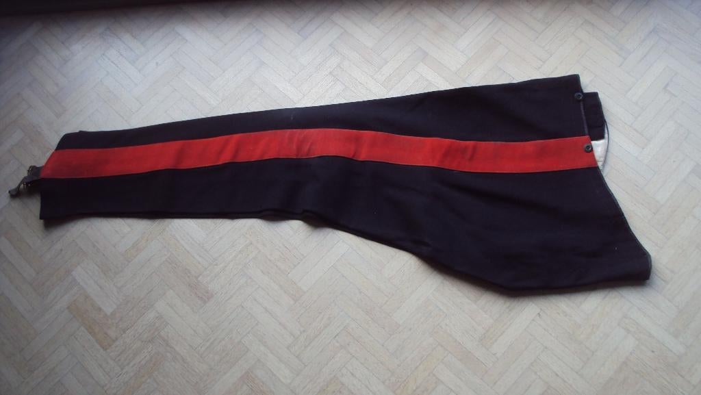WW2 ? oude broek UK, Verzamelen, Militaria | Tweede Wereldoorlog, Ophalen of Verzenden