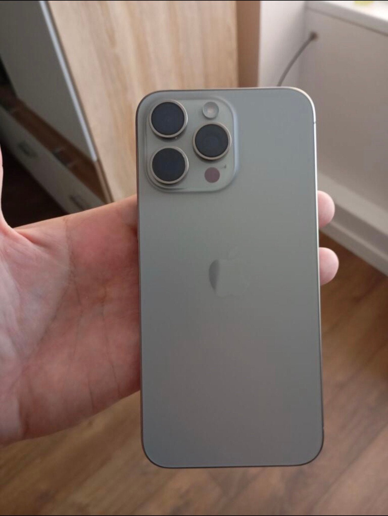 Iphone 15 pro max  256gb, Télécoms, Téléphonie mobile | Housses, Coques & Façades | Apple iPhone, Envoi, Comme neuf, IPhone 15